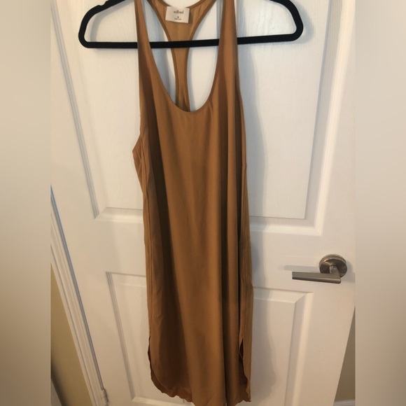 Aritzia racer back dress size medium - Picture 3 of 5